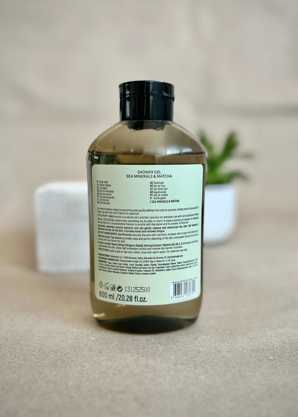 Gel De Duș Cu Minerale Marine Și Matcha